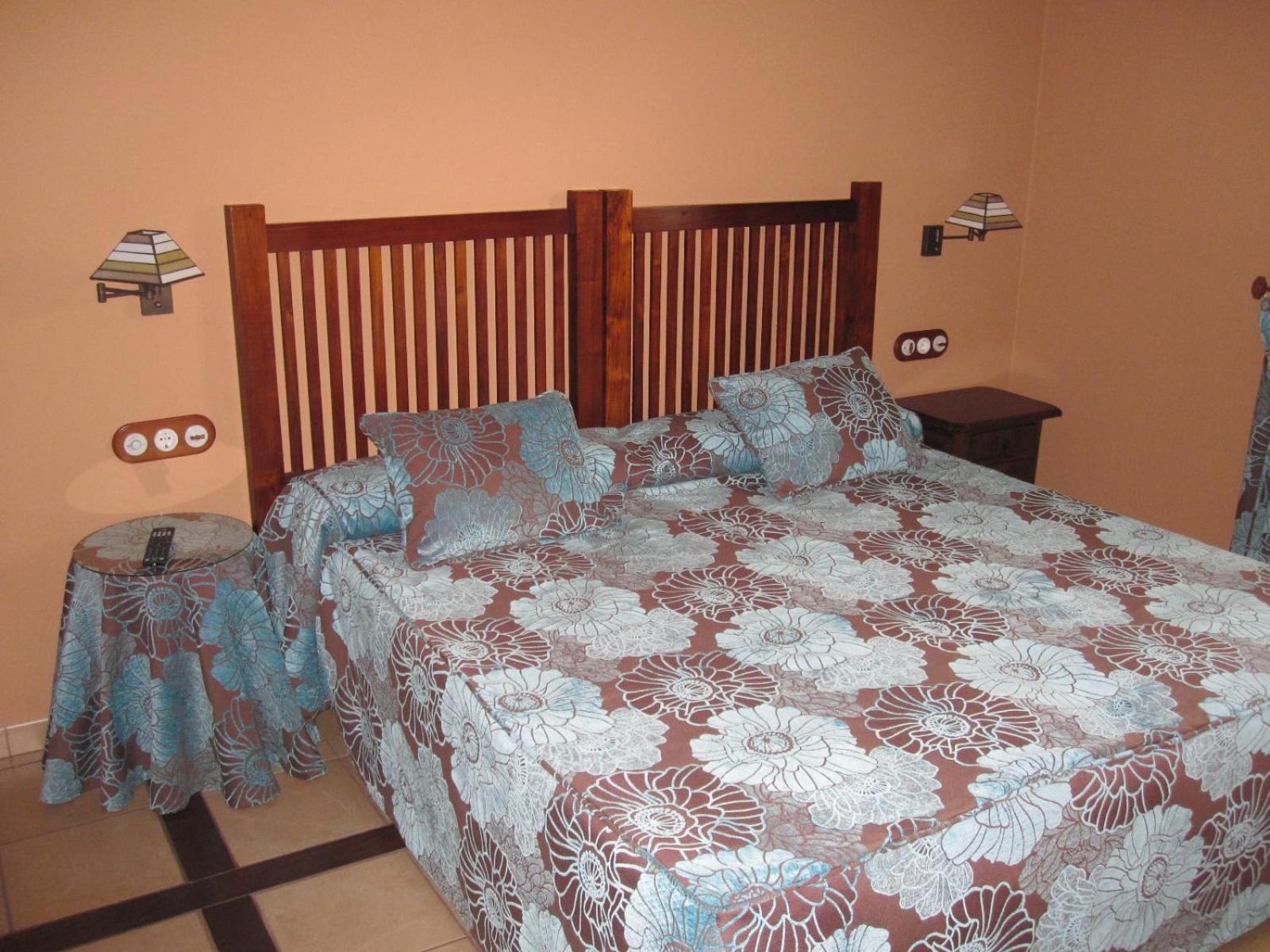 Lugar Do Sixto Hotel Cordido ภายนอก รูปภาพ