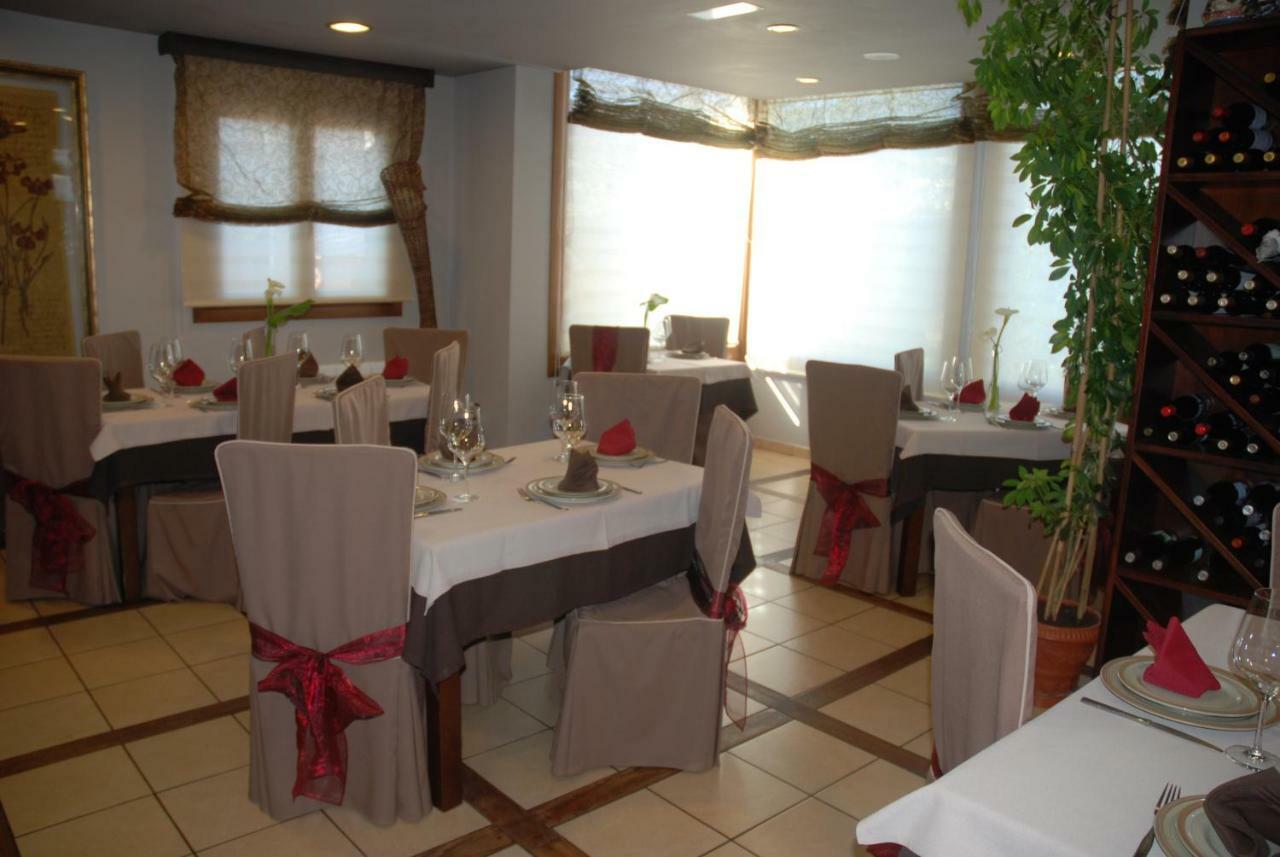 Lugar Do Sixto Hotel Cordido ภายนอก รูปภาพ