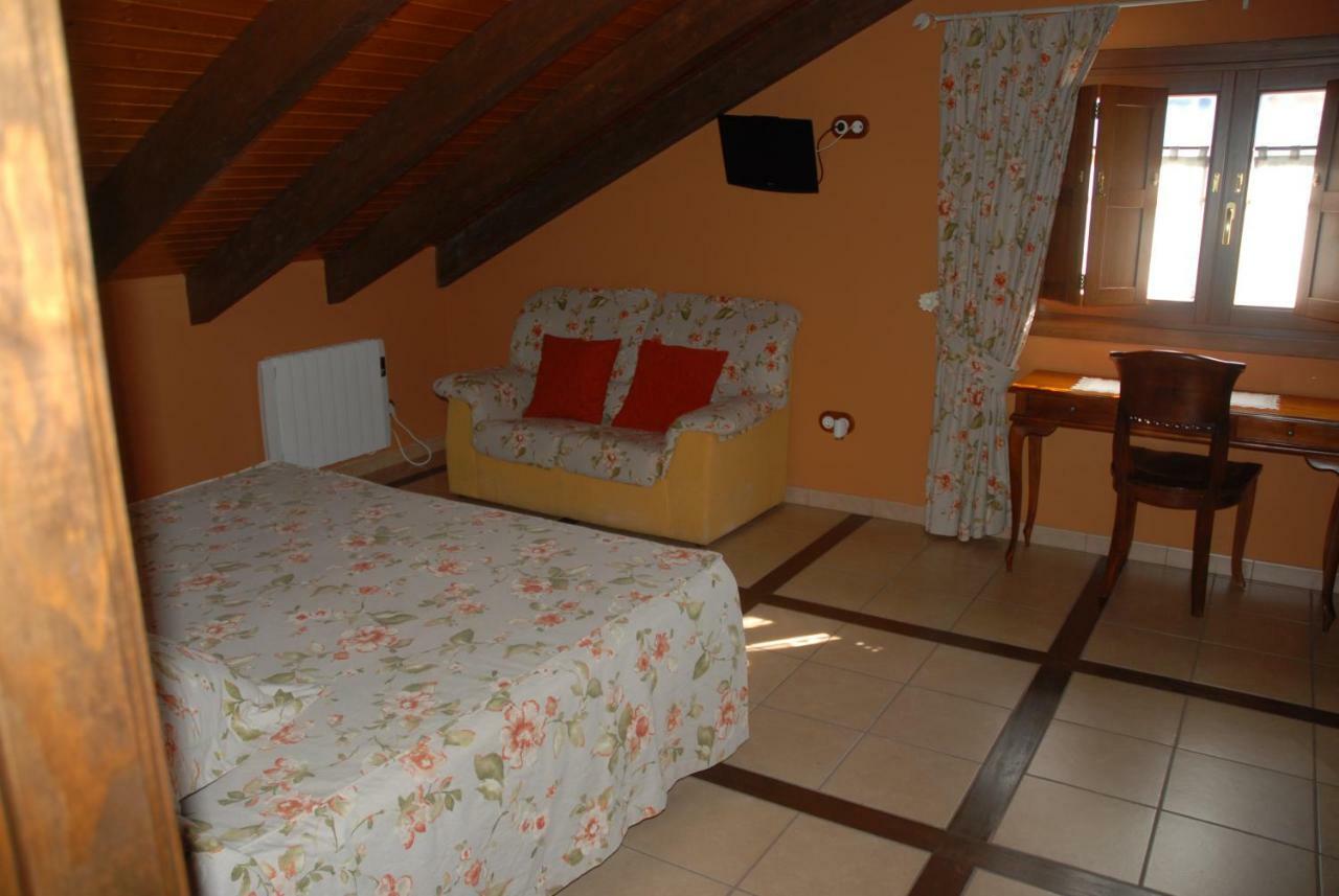 Lugar Do Sixto Hotel Cordido ภายนอก รูปภาพ